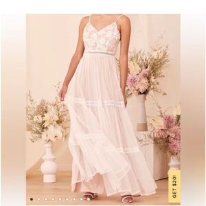 Lulus size small white and nude colored Lace dress- ALTERED for 5’2” length!